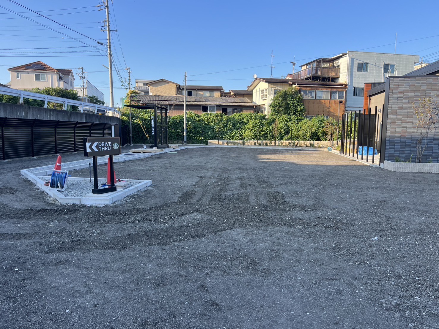 スターバックス名張店　引き渡し