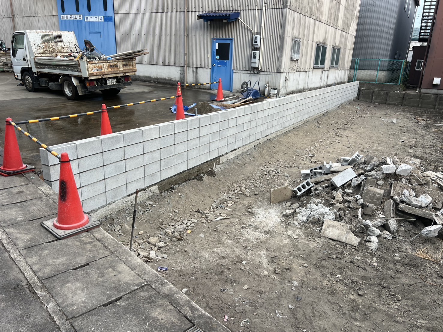 一宮市　現場の着工　名古屋市　擁壁工事　清須市　ブロック工事